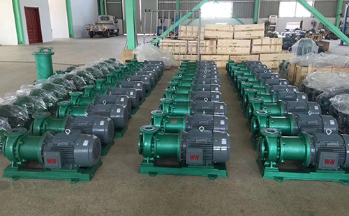 輸送氨水用什么塑料磁力泵好