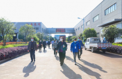 市政協(xié)副主席黃敏一行到江南泵閥調(diào)研